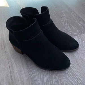 Crown Vintage Booties